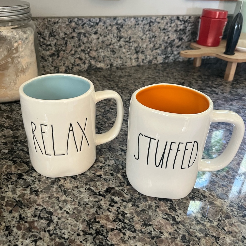 Selling 4 for $20 Rae Dunn mugs